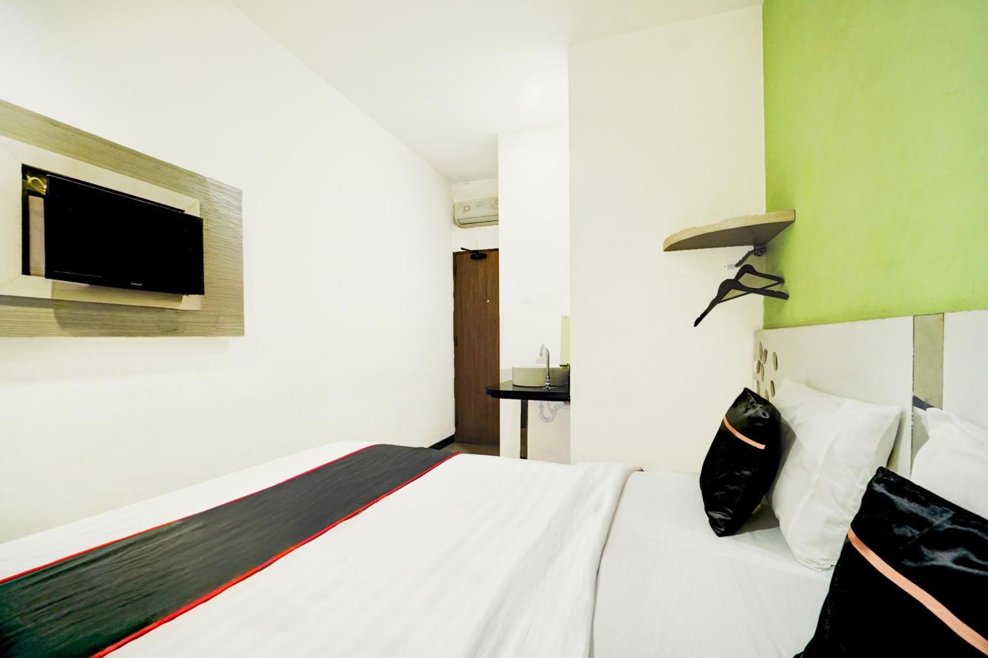 Hotel Oyo 2007 Harmonie Syariah Malang